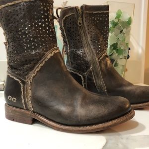 Bed Stu Cheshire Boot Leather Chelsea style boot Size 37 US Size 7